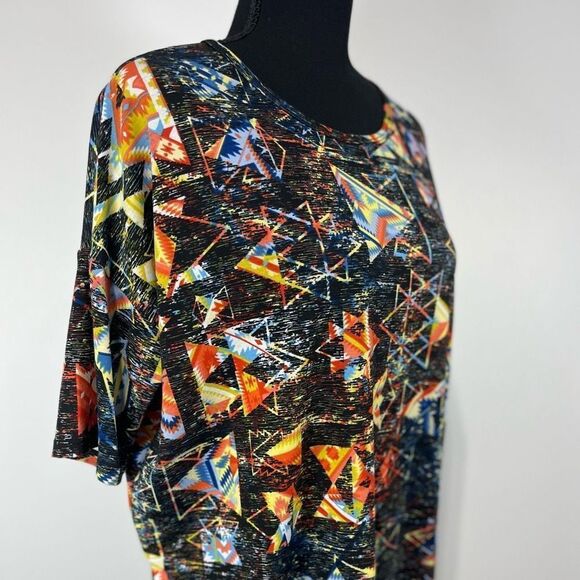 LuLaRoe Aztec Print Irma Tunic Top Size XS Women’s Colorful Oversized - Picture 3 of 6